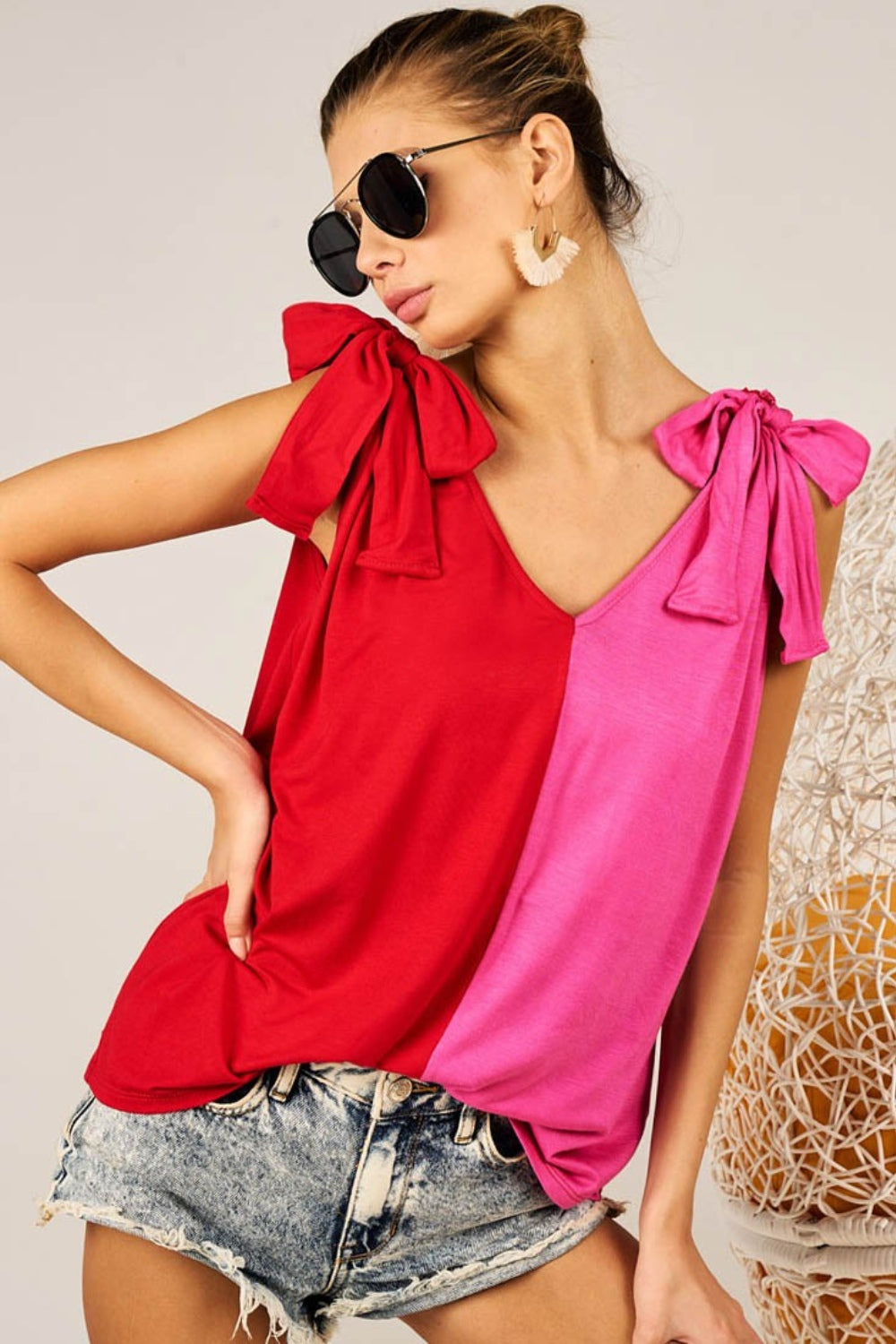 BiBi Shoulder Ribbon Tied Contrast Tank-0