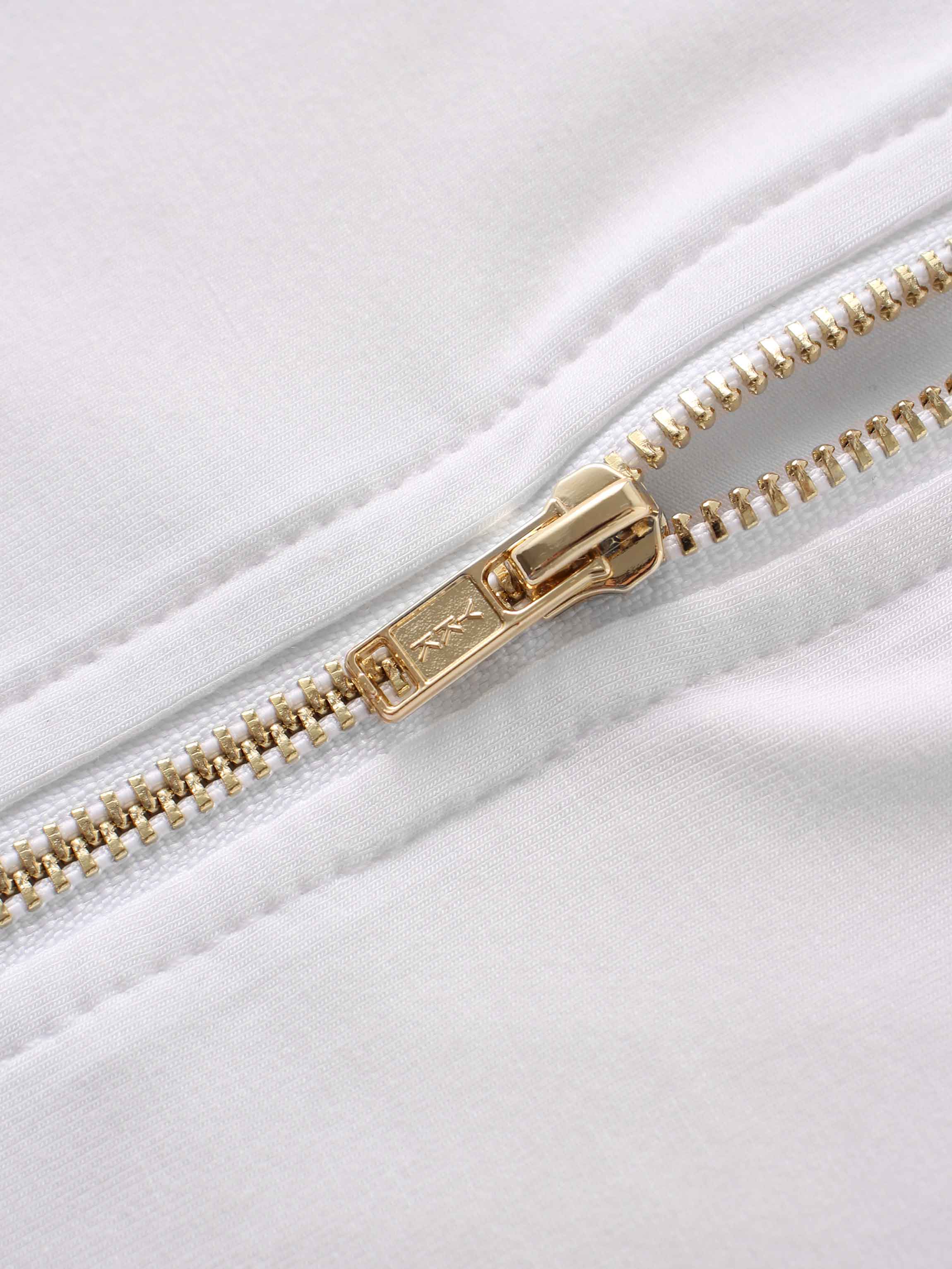 ZIP UP HOODIE-WHITE