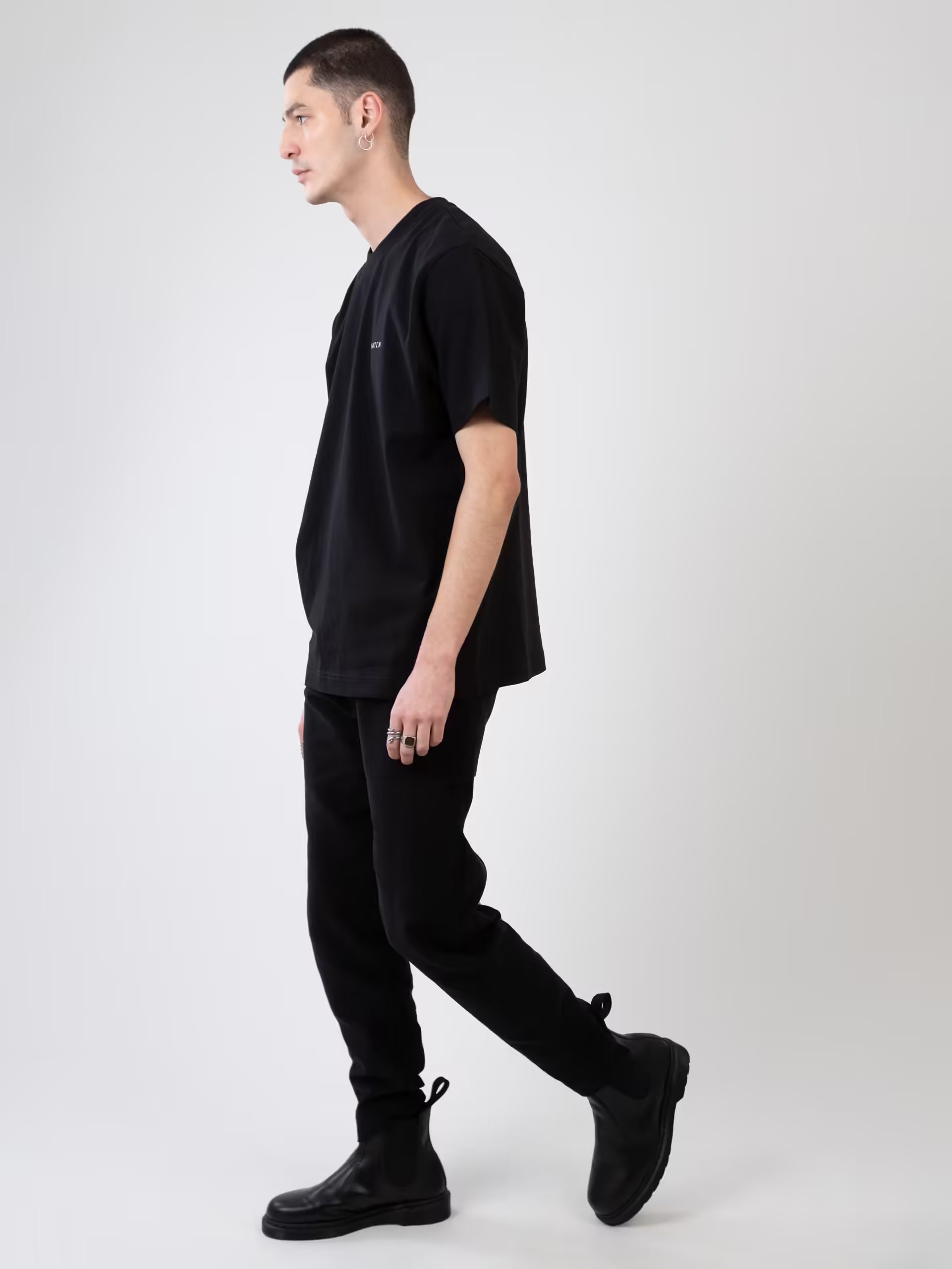 T-Shirt UltraBasic - Black-4