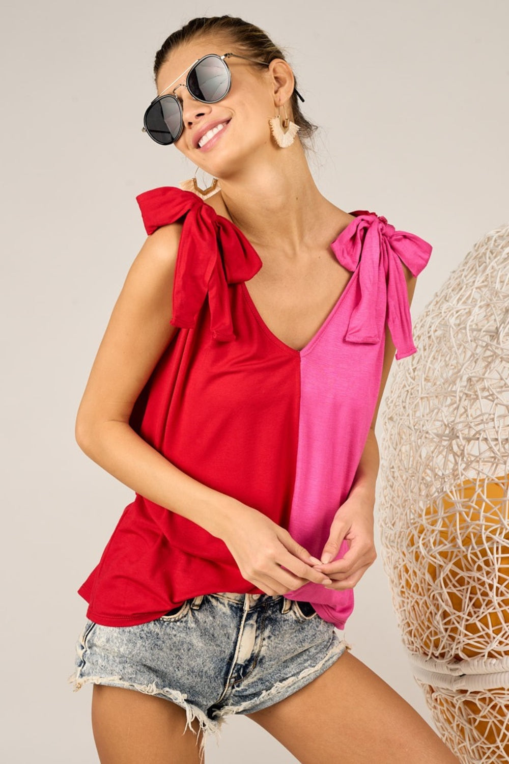 BiBi Shoulder Ribbon Tied Contrast Tank-3